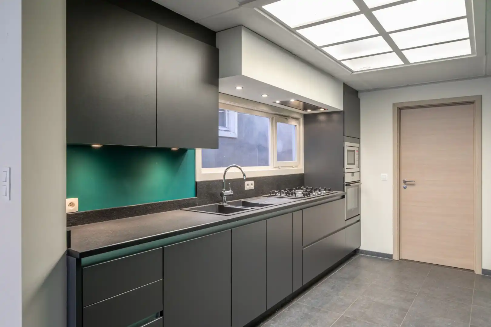 Woning ideaal voor starters of investeerders te Wachtebeke!  foto 7