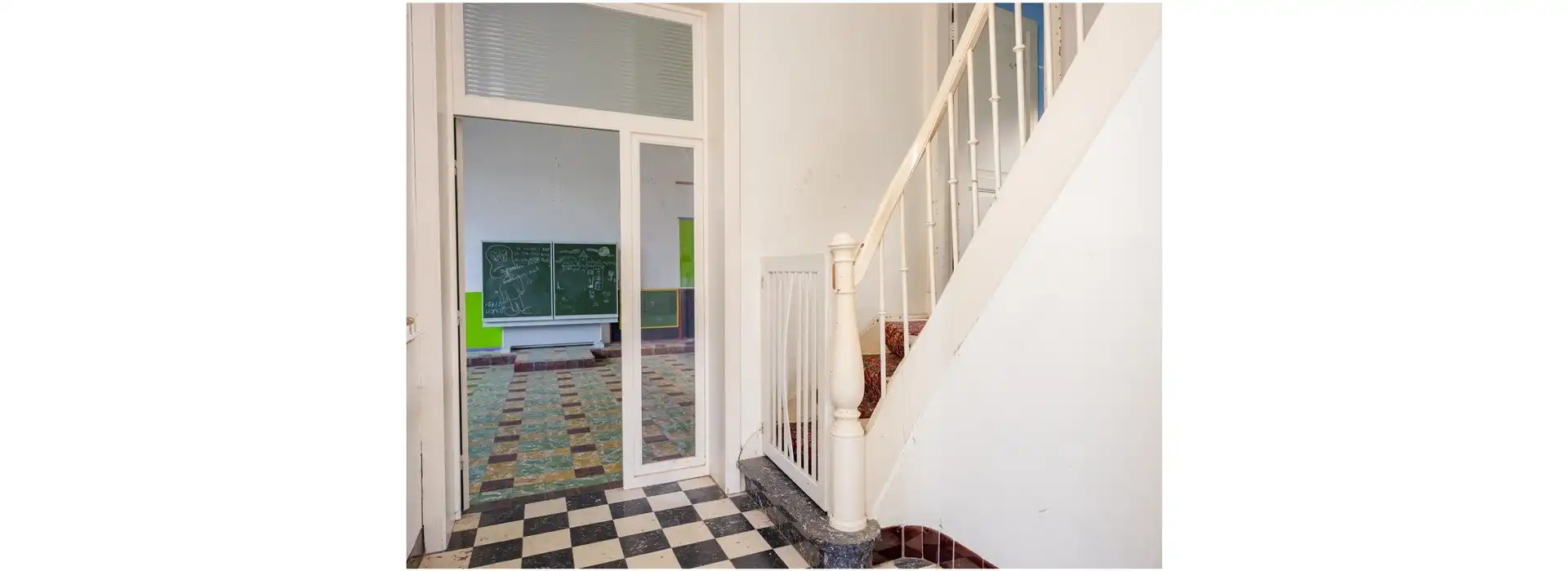 Voormalige schoolgebouwen foto 18