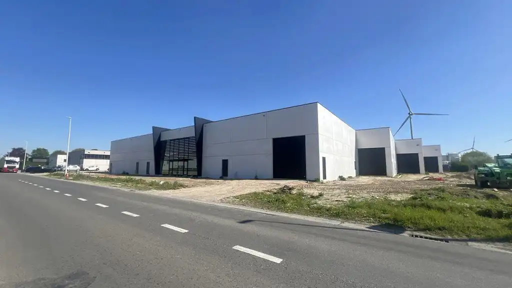Nieuwbouw magazijn te huur in Durmakker Evergem foto 2