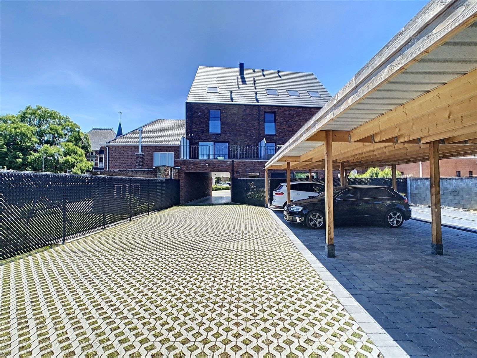 Mooi dakapp met 2 slpks, incl parking foto 7