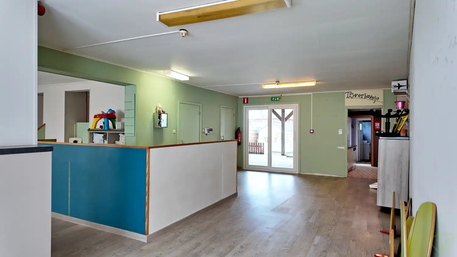 Statige woning met ruime tuin in het centrum van Kaprijke foto 5