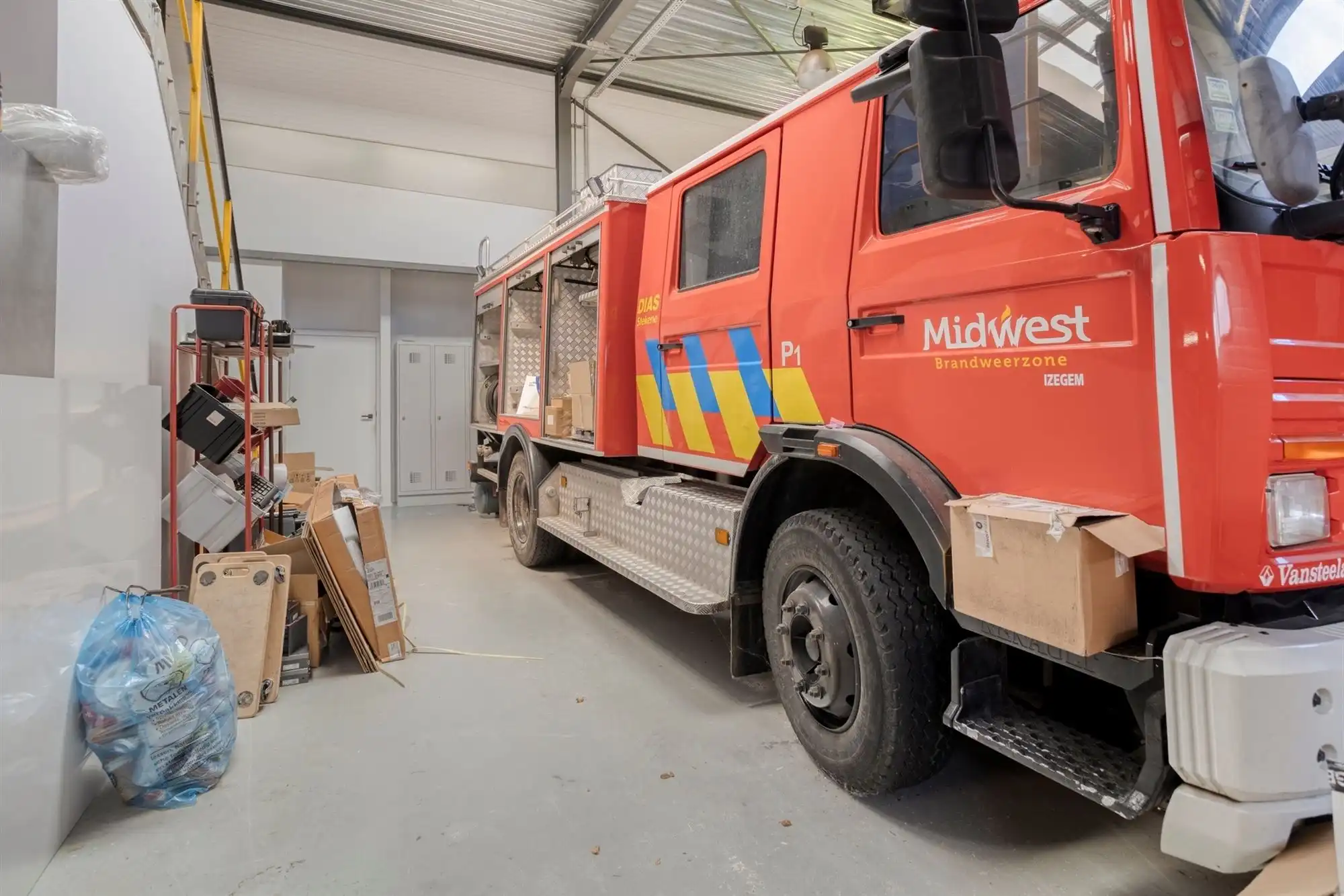 Vrijstaand KMO / kantoorgebouw van ca 405 m² op 1.200 m² foto 14