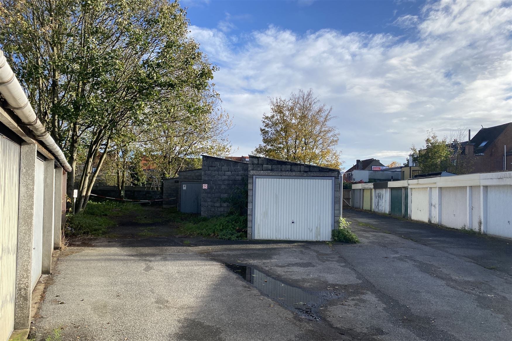 2 garageboxen (stukprijs) foto 2