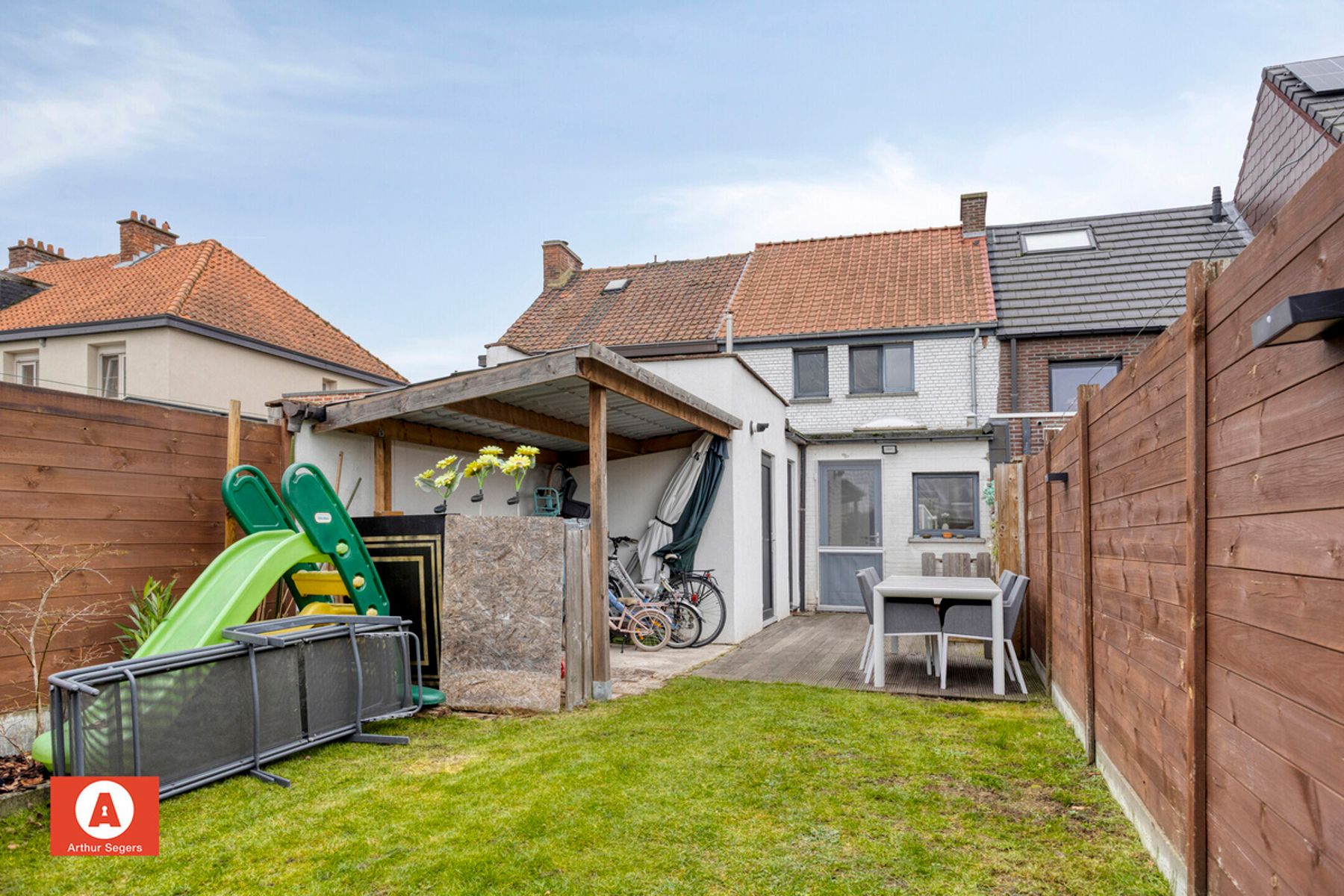 Instapklare woning, óók achteraan bereikbaar! foto 23