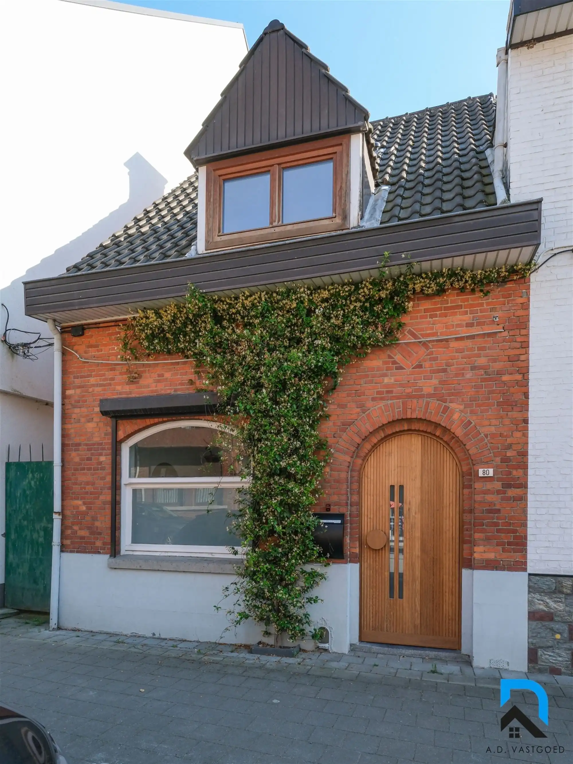 Gerenoveerde woning met tuin op toplocatie in Hasselt foto 2