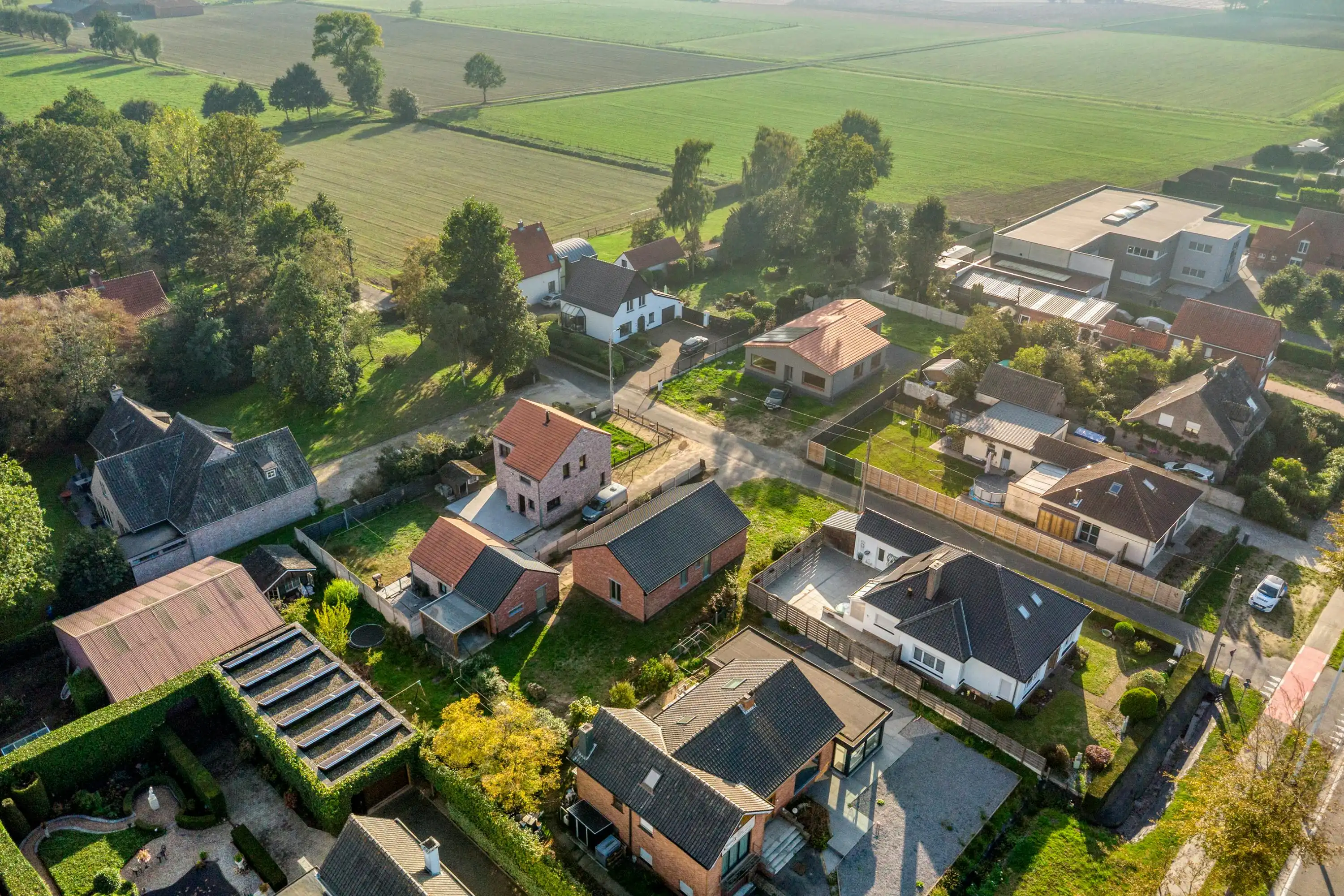 Vrijstaand, gelijkvloers huis met potentieel te Maldegem foto 4