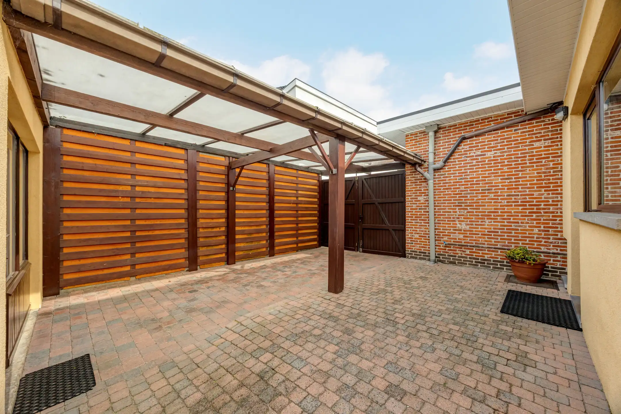 Te renoveren laagbouwwoning met 3 slpk te centrum Lichtaart! foto 25