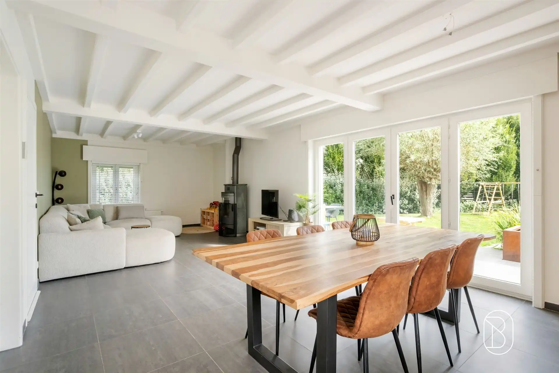 Ruime alleenstaande woning met 4 SLK op 991 m²! foto 13