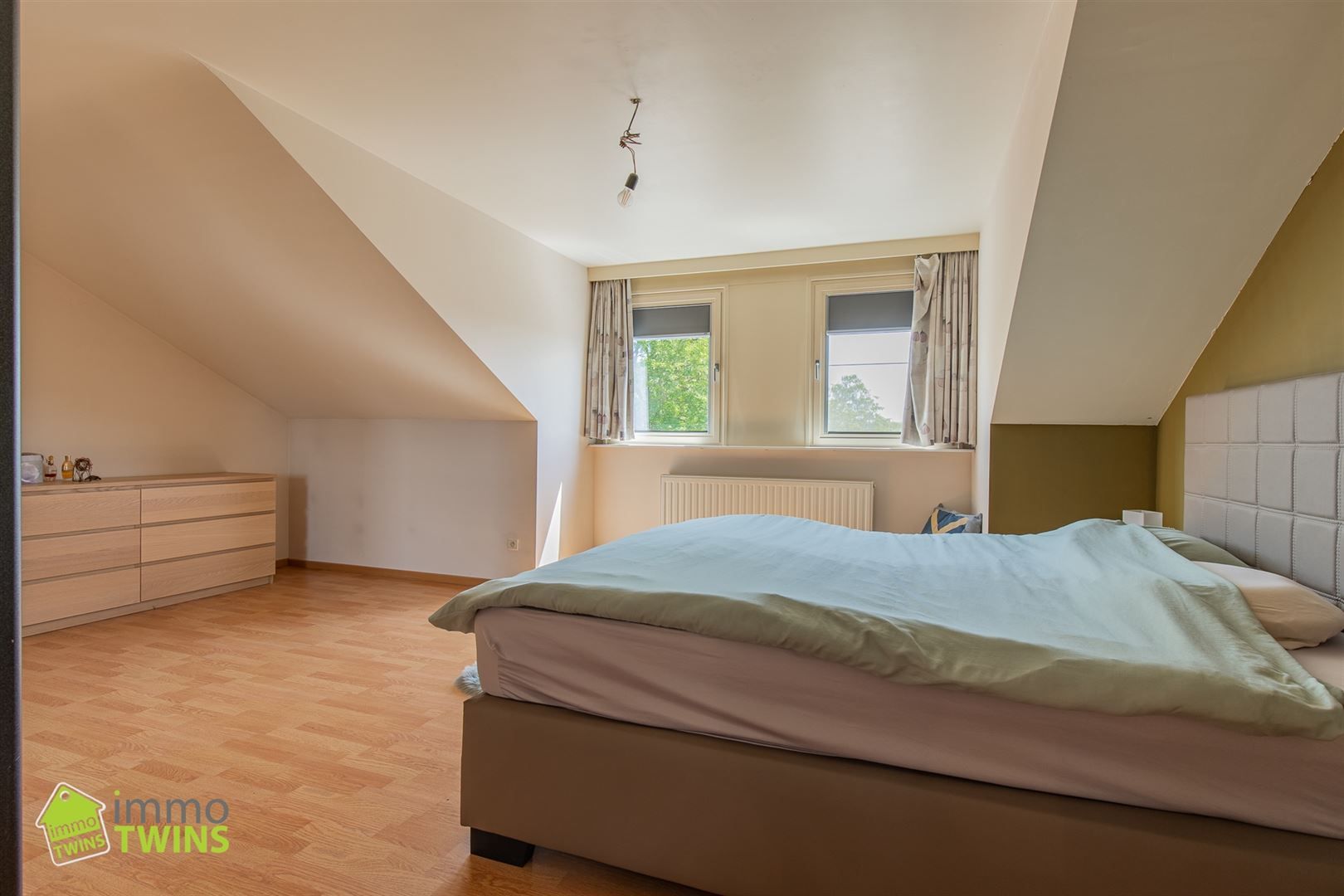 Ruime duplex met 3 slpks te Sint-Gillis-Dendermonde foto 8