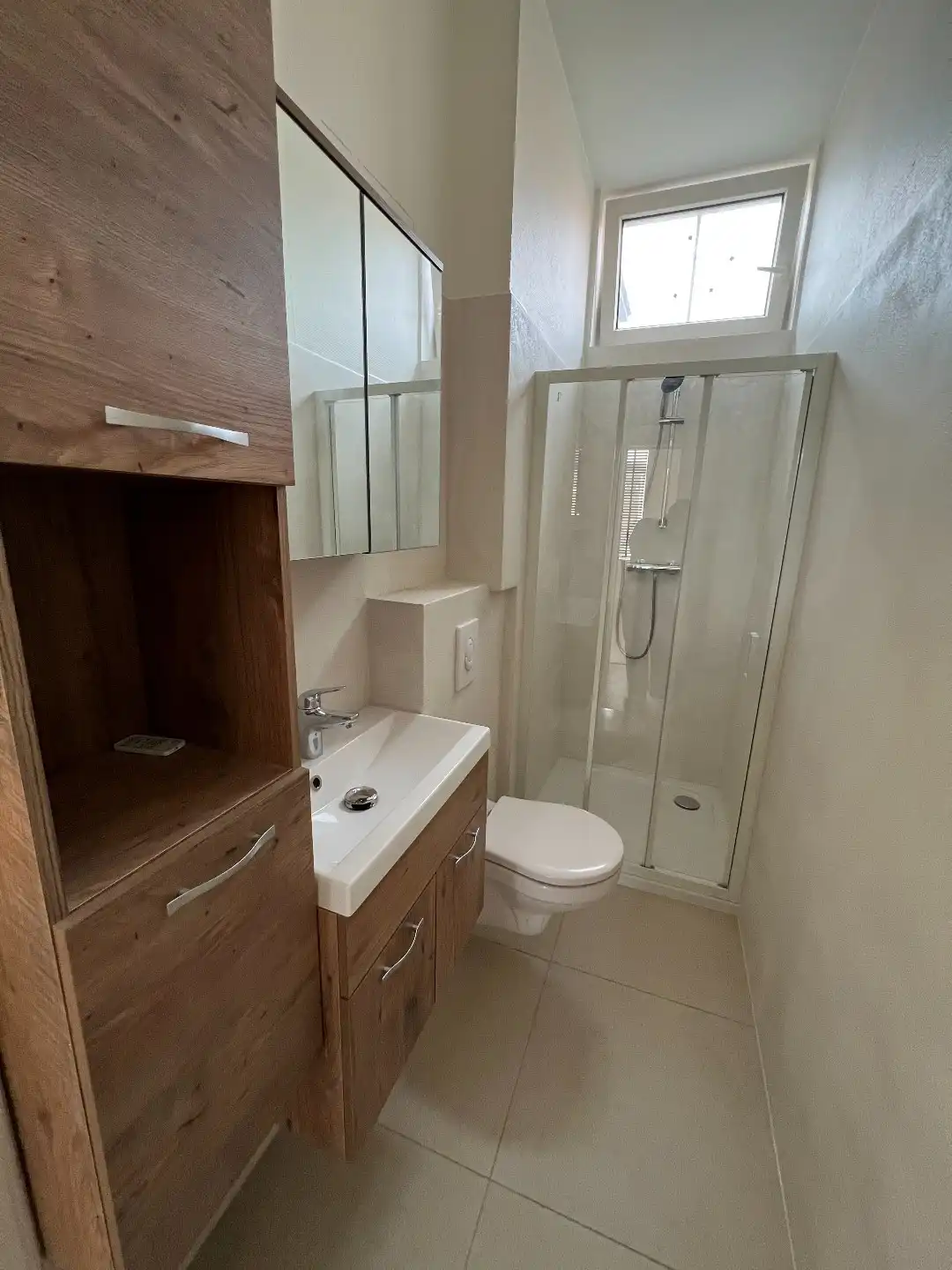 GEZELLIG APPARTEMENT MET APARTE SLAAPKAMER EN TERRAS VLAKBIJ STATION foto 11