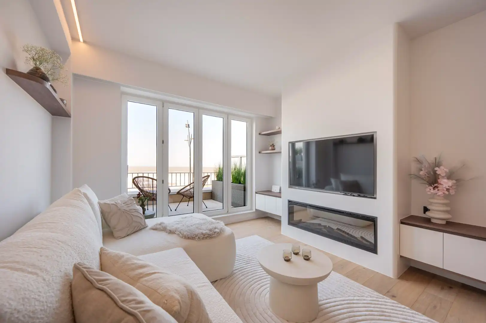 Volledig gerenoveerd appartement met FRONTAAL ZEEZICHT foto 9