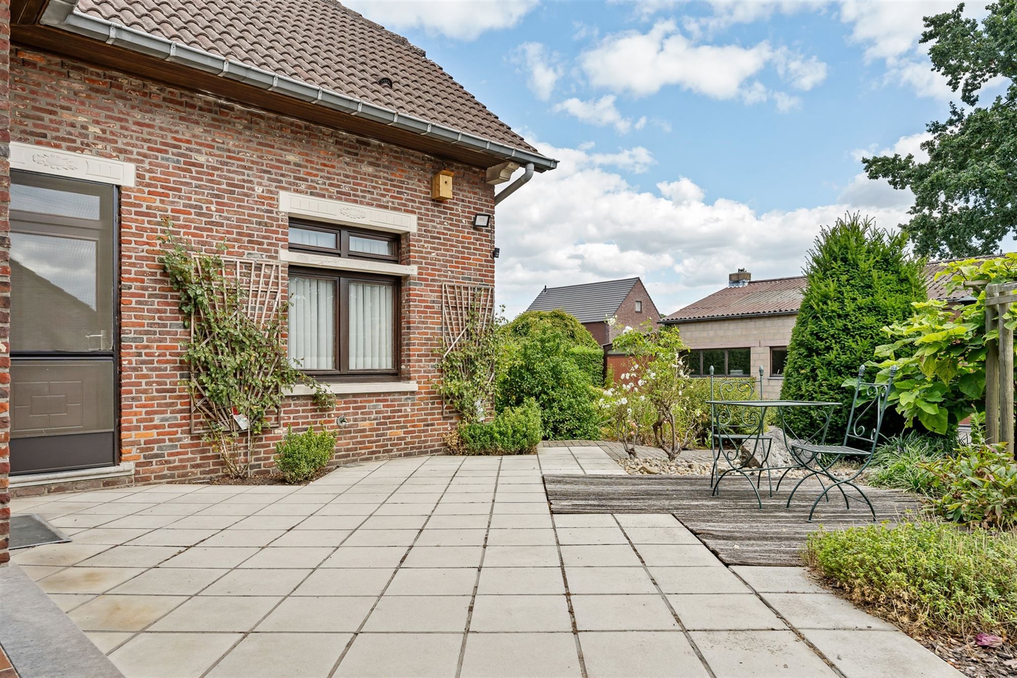 RUIME WONING (CA 250M2) VOLLEDIG ONDERKELDERD MET WERKHUIS VAN 130M2 foto 24