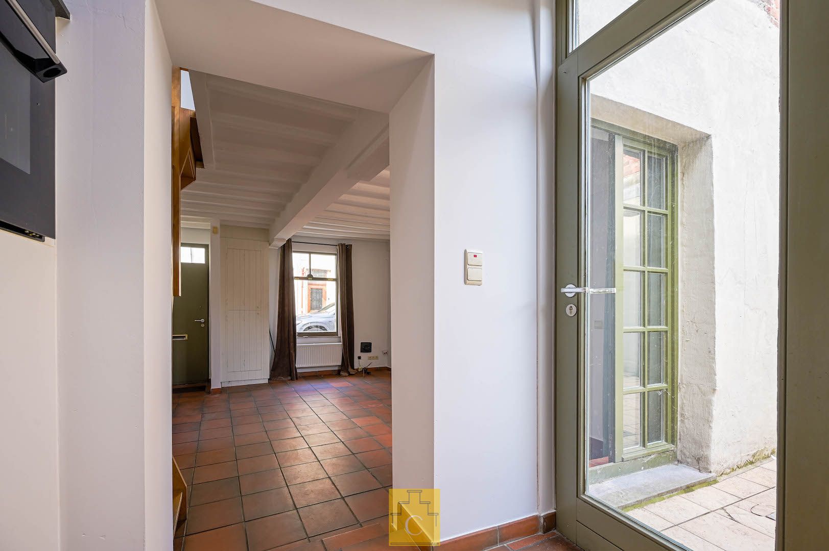 Leuk instapklaar huis met zonnig terras– ideale ligging in rustige straat te St Anna foto 5