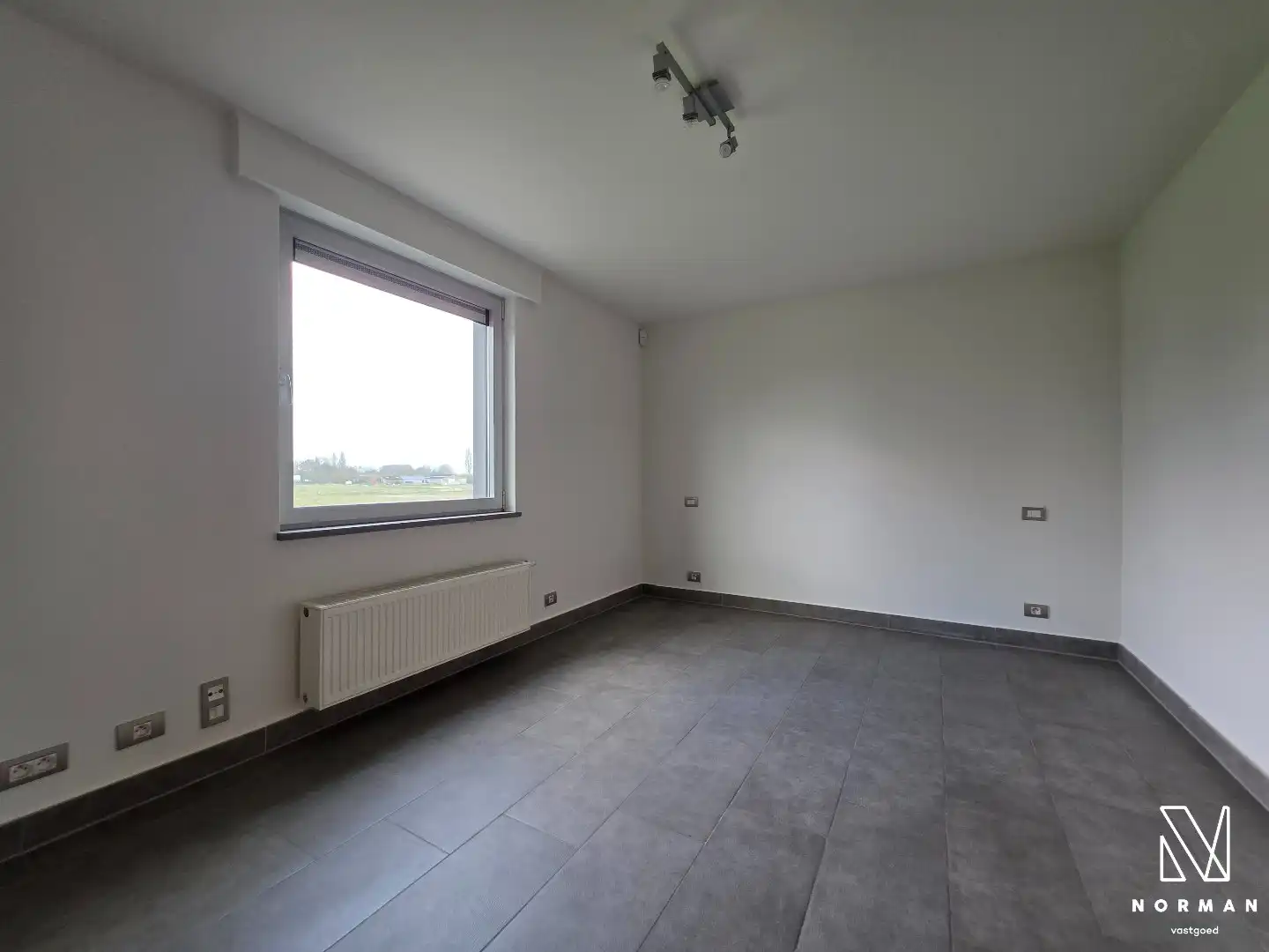 Prachtig domein met luxueuze instapklare villa, grote tuin en landbouwgrond in Hulste foto 32