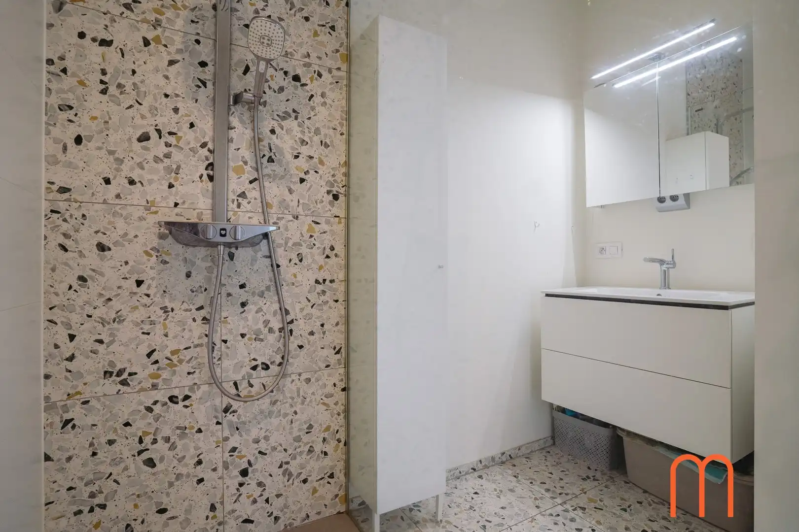 Appartement te huur in Central Park Tower, Oosteroever – 1 slaapkamer, garage en ruim terras foto 14