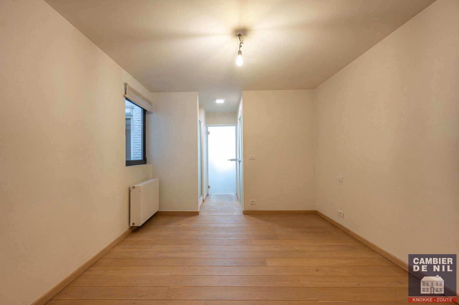 Ongemeubeld, ruim 3 SK-appartement op de Lippenslaan  foto 9