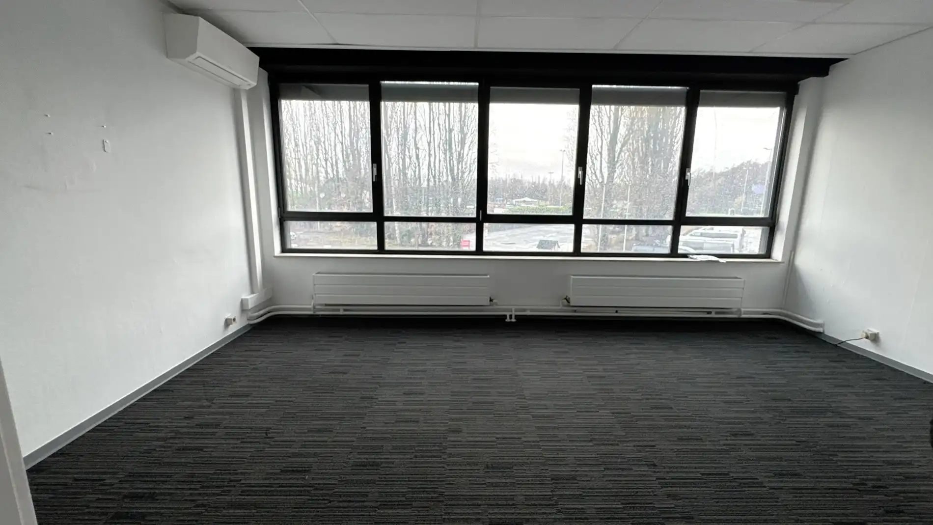 Magazijn met bureel te huur te Kontich foto 5