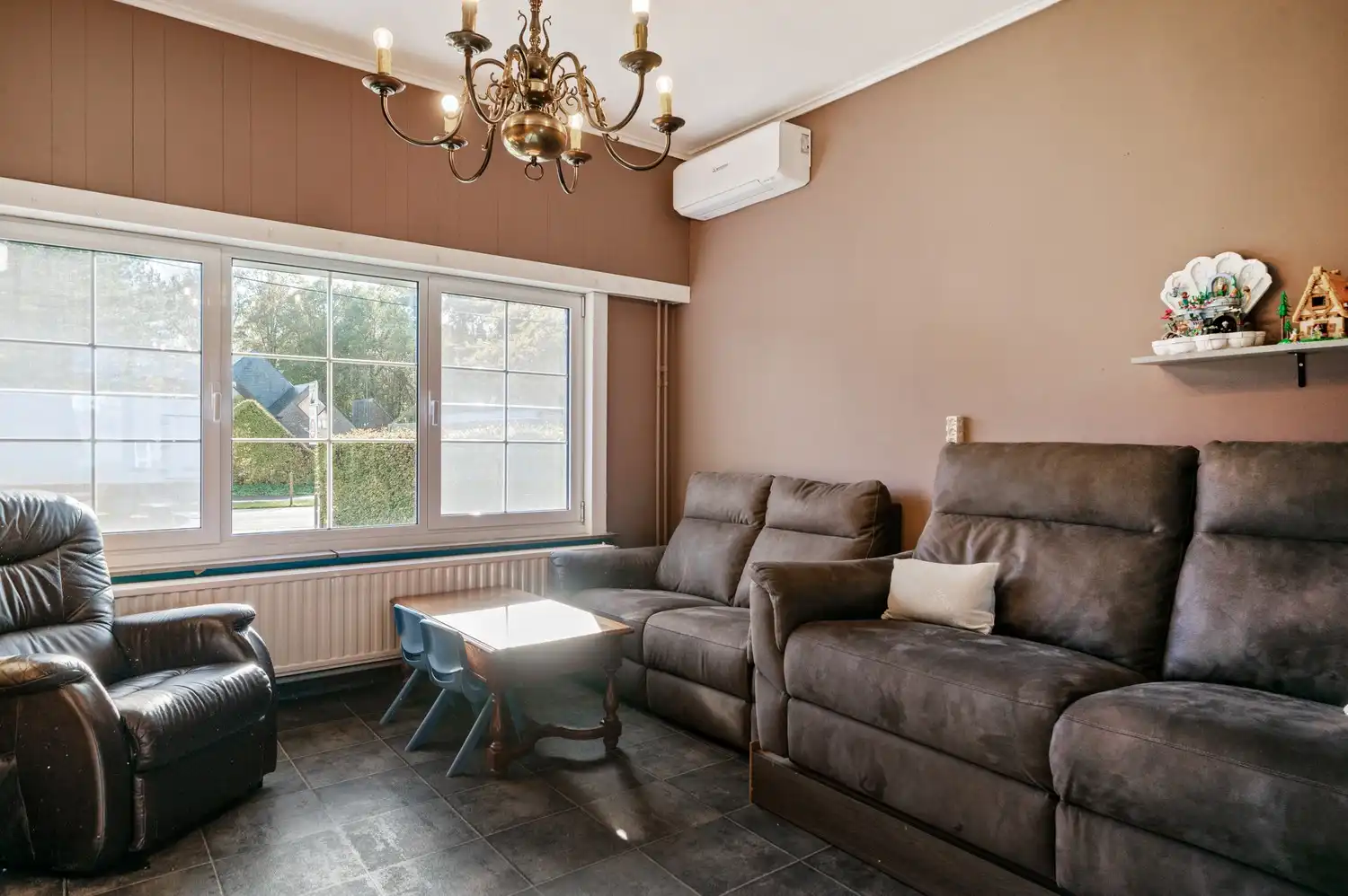 Authentieke woning met 4 slpkrs, loft en magazijn te O-L-V-Waver foto 3