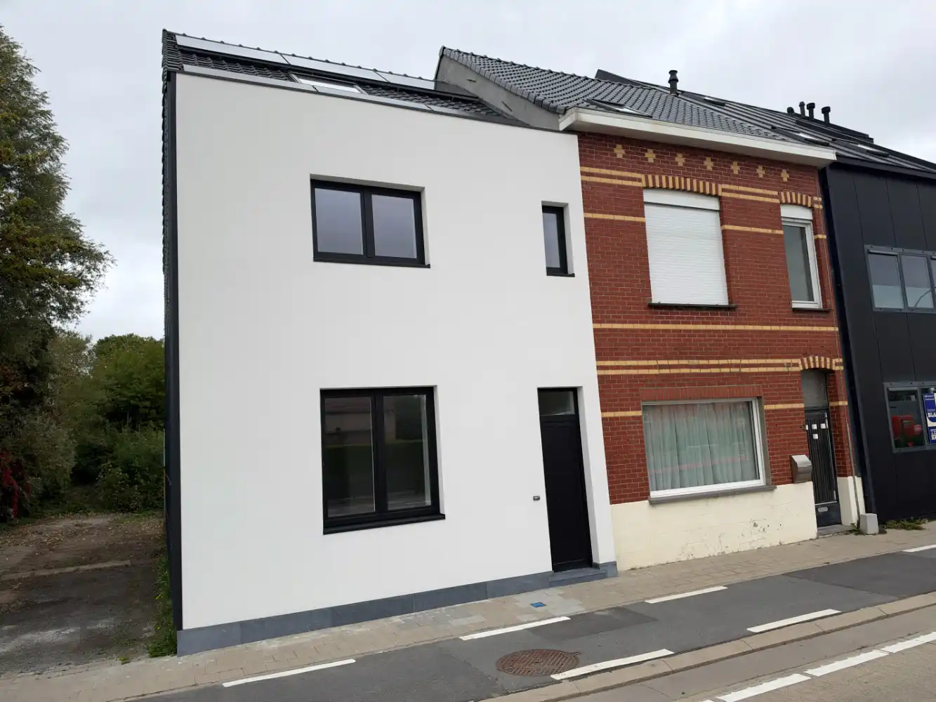 4 slaapkamer nieuwbouw woning te huur foto {{pictureIndex}}