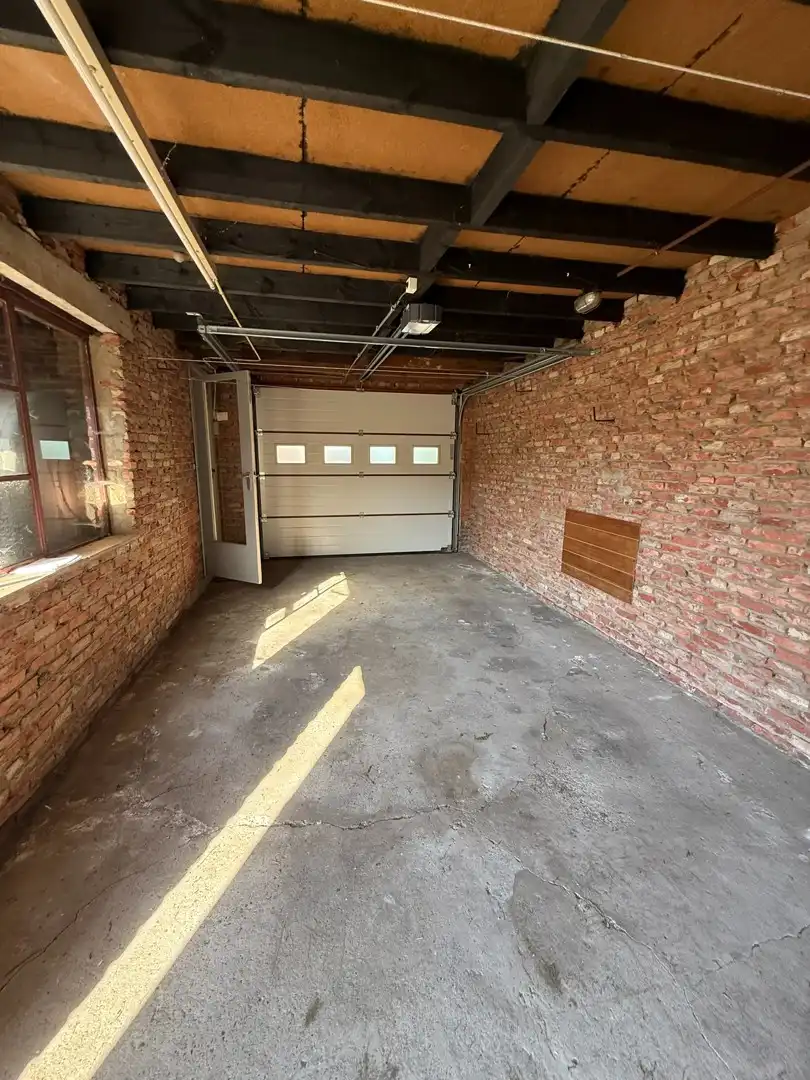 Ruime woning met 2 slaapkamers, veranda en volledig omheinde tuin te Heppen foto 20