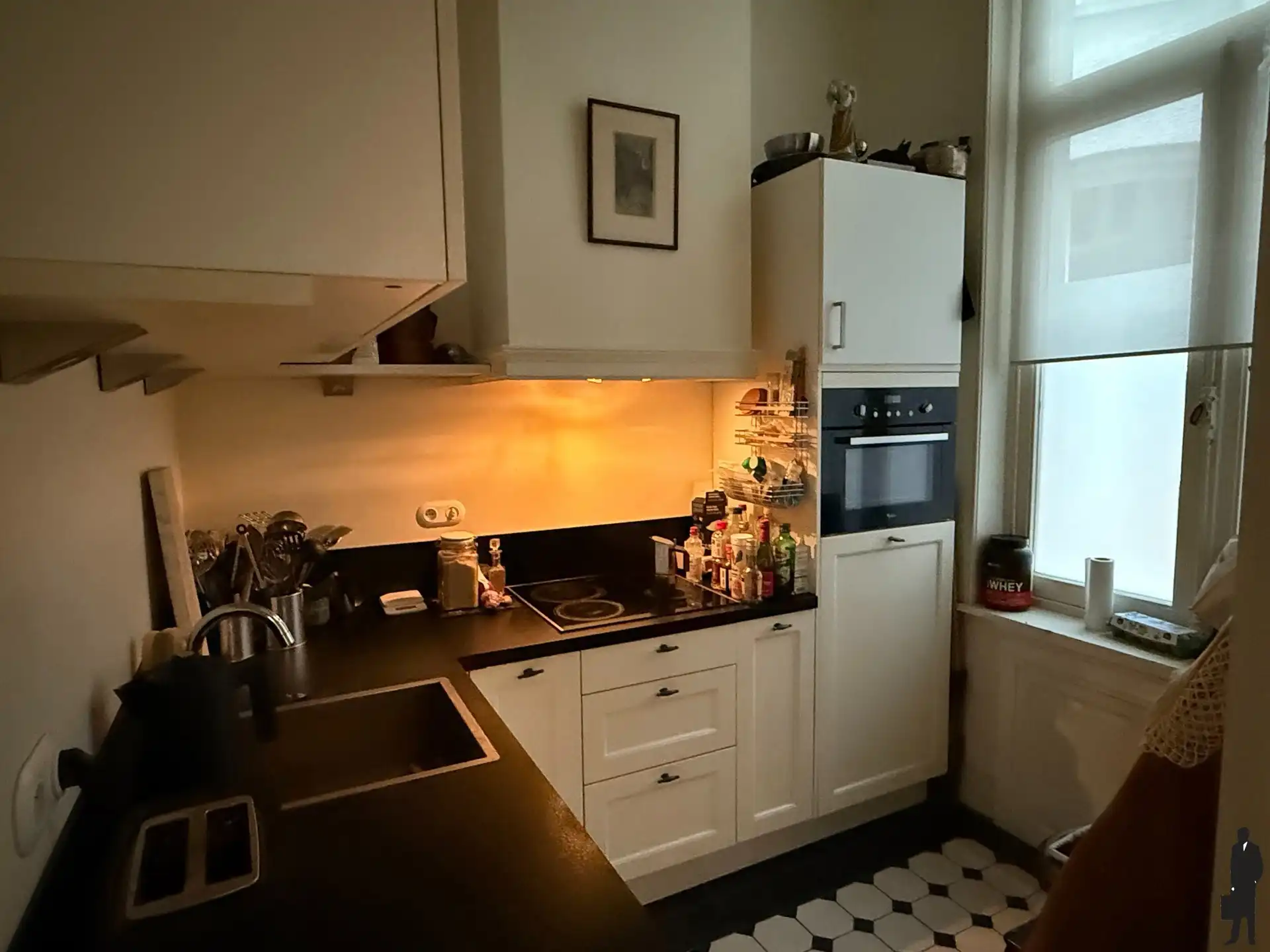 Authentiek  appartement in prachtige Art Nouveau stijl foto 6