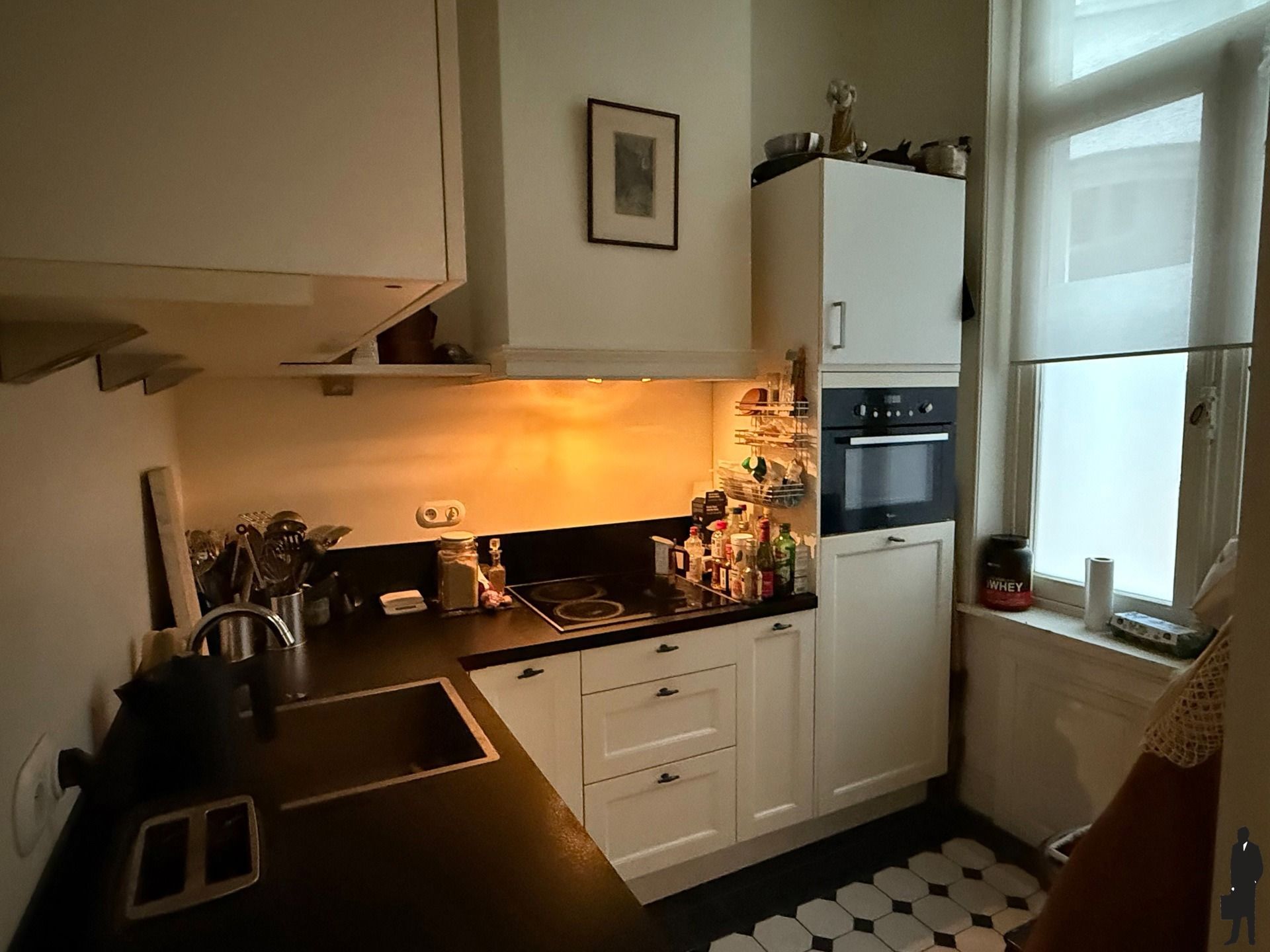 Authentiek  appartement in prachtige Art Nouveau stijl foto 6