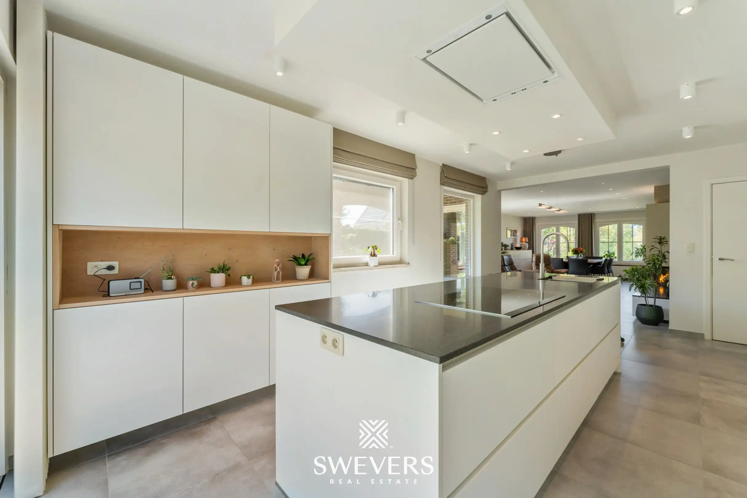 Ruime, instapklare woning op een perceel van 10a74 in het groene Helchteren foto 12