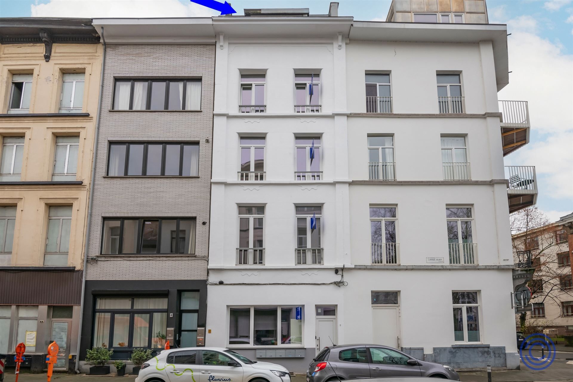 Gerenoveerde studio met gezellig terras! foto 11