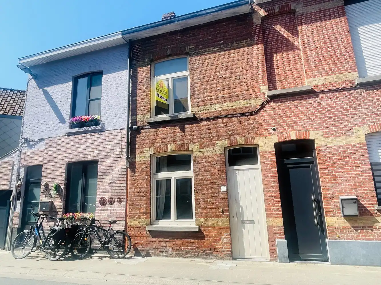 Assebroek, leuk ENERGIEZUINIG gezellig &nbsp;instapklaar woonhuis met 3 SLAAPKAMERS en tuintje foto 5