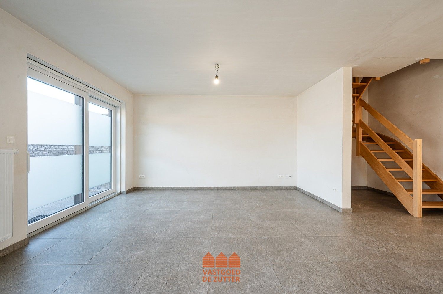 Ruime en energiezuinige woning in een rustige woonwijk te Sint-Laureins foto 10