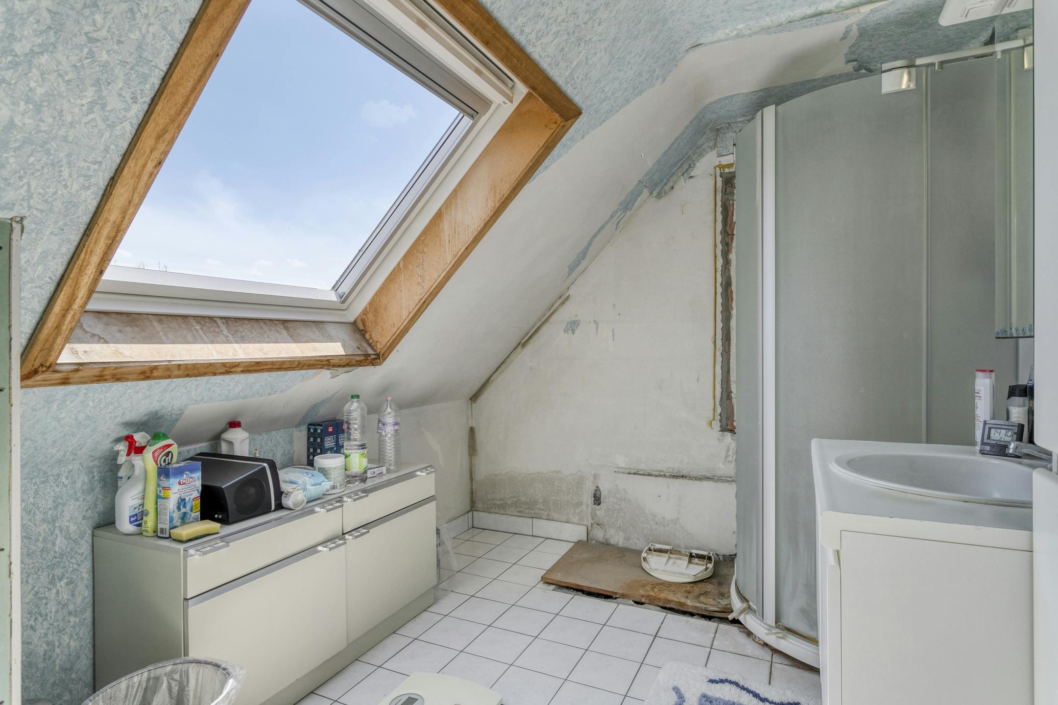 Halfopen huis met 3 kamers te koop in Deerlijk foto 9