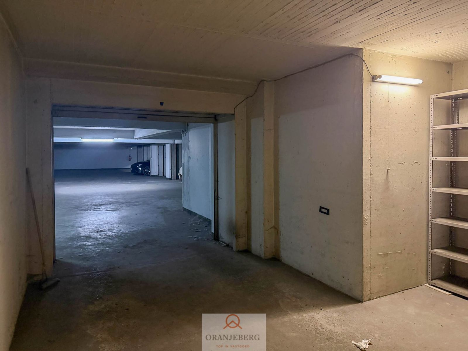 Garagebox te huur in hart van Gent op de kouter foto 6