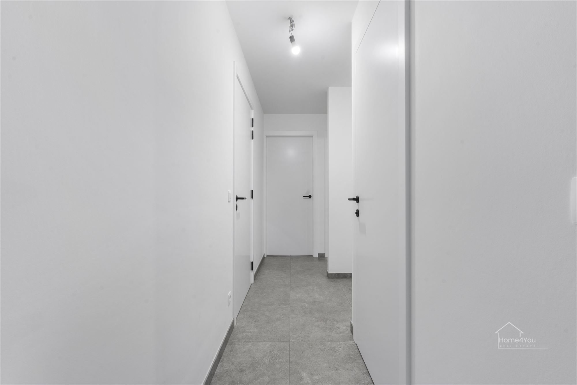 Zeer ruim 3 slaapkamer appartement (2023)  foto 8