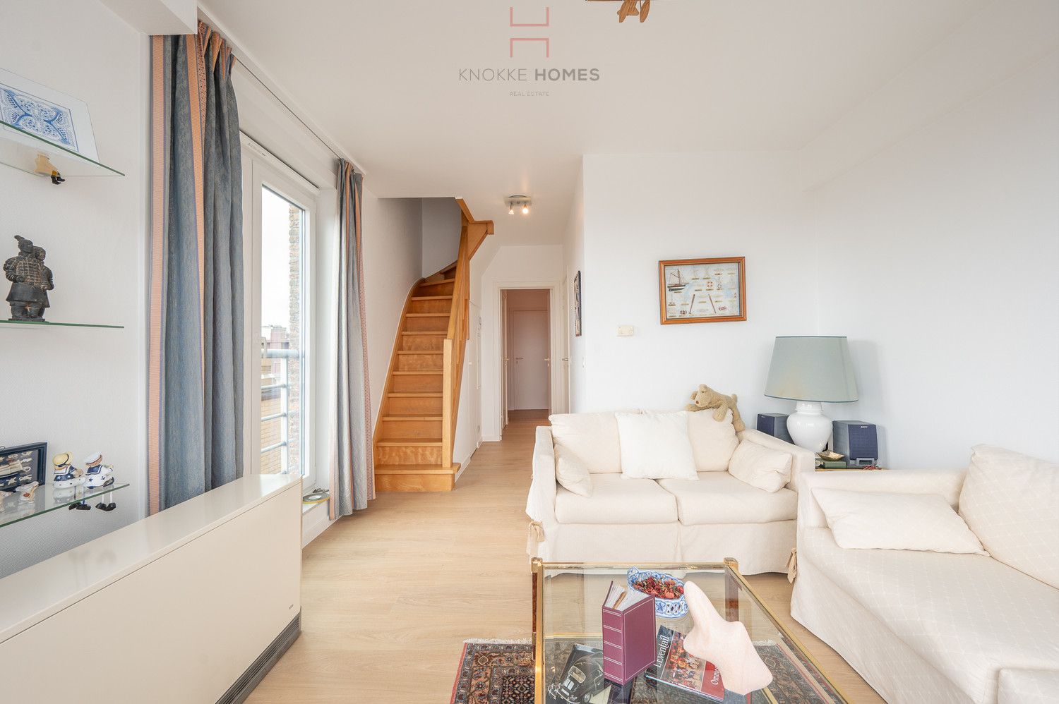 Lichtrijk, comfortabel en aangenaam duplex appartement met prachtig uitzicht op enkele meters van de zee in Duinbergen. foto 6