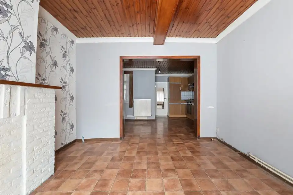 TE RENOVEREN WONING MET TUIN IN HEERS foto 7