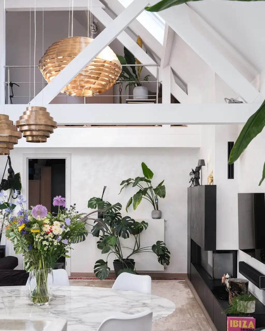 Bijzondere eigendom gelegen in een voormalige industriële katoenspinnerij. foto 7