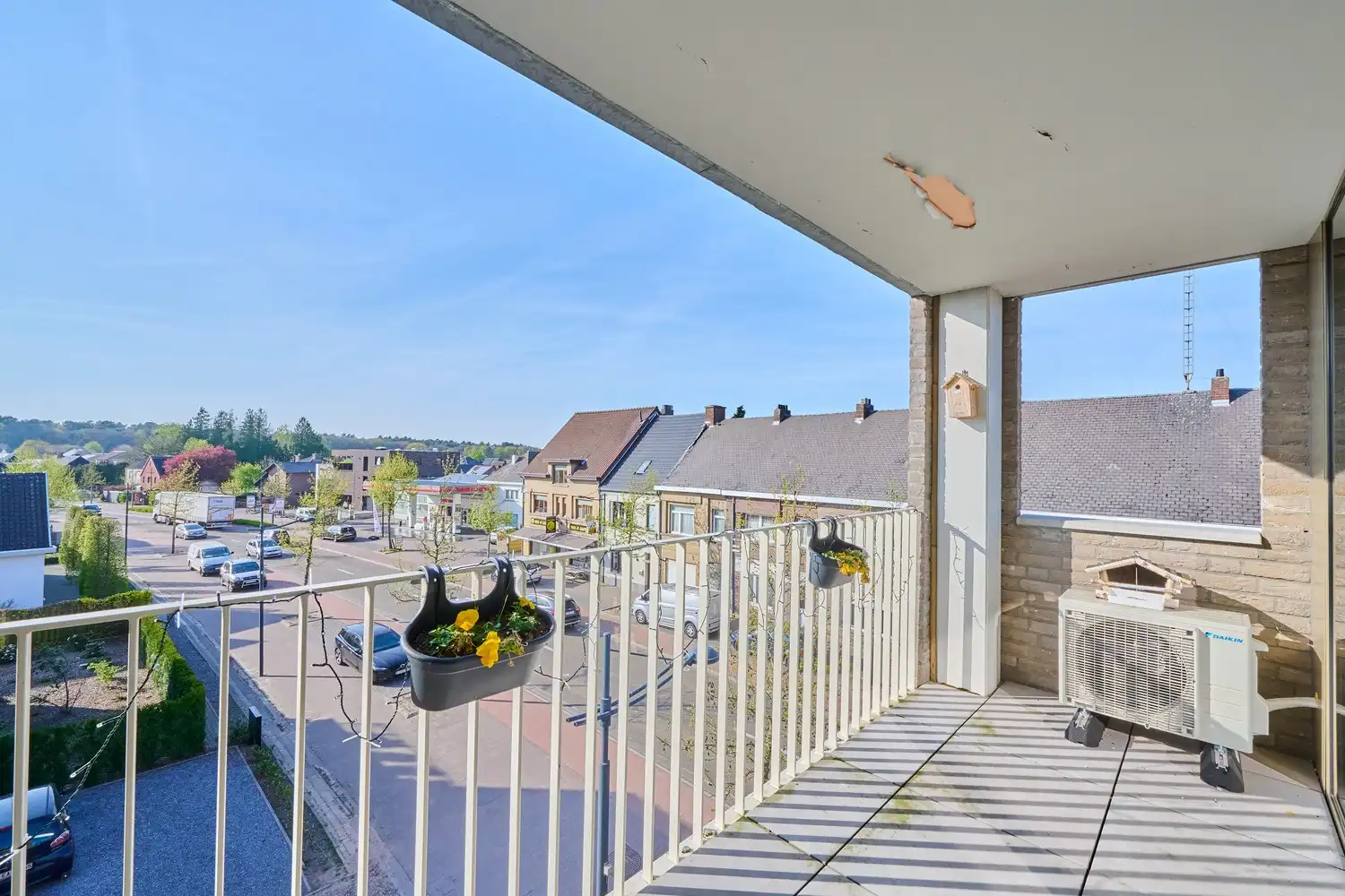 Ideaal gelegen serviceflat (tweede verdieping) met zongericht terras foto 12