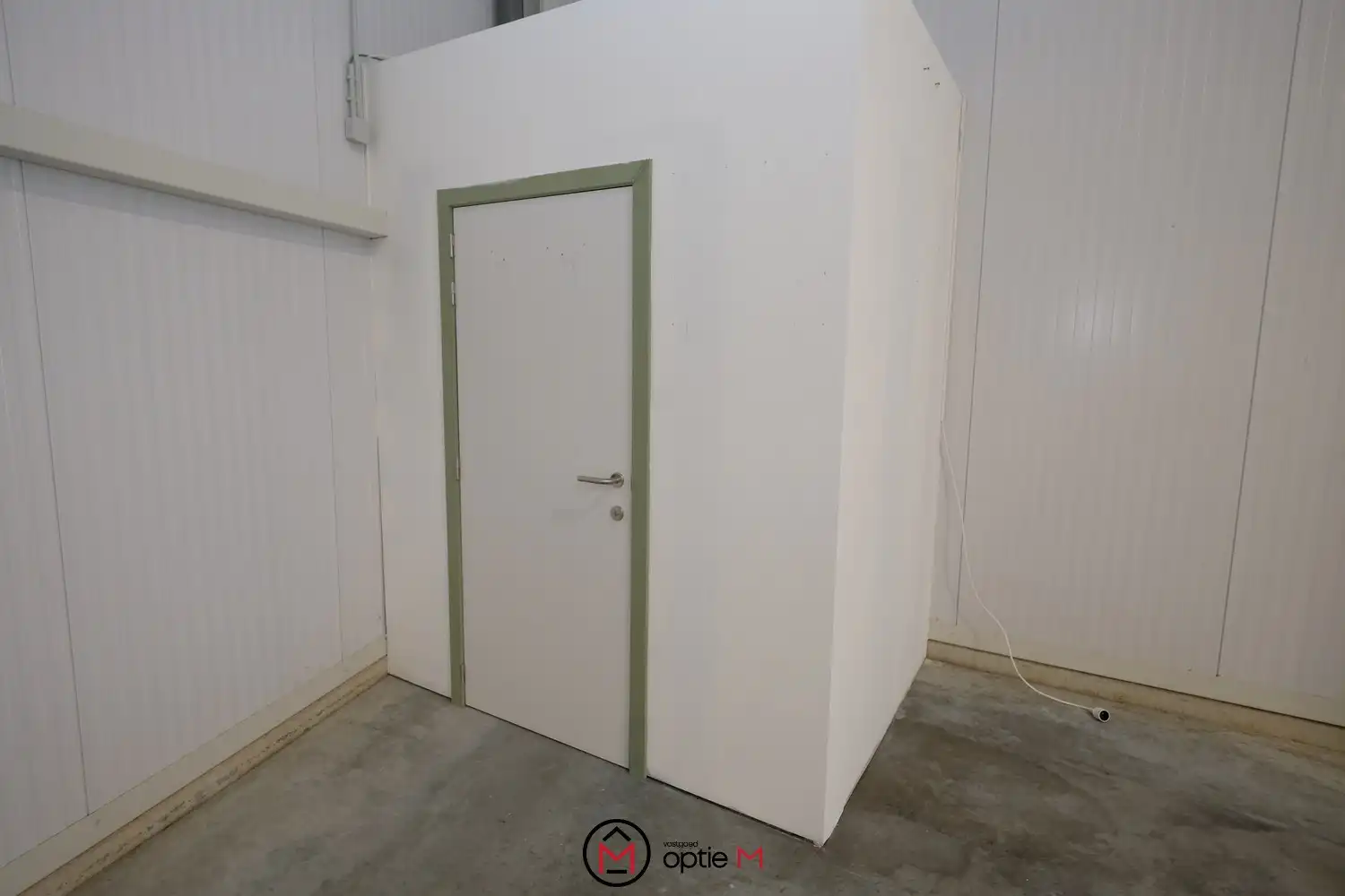 CENTRAAL GELEGEN KMO-UNIT 250m² foto 5
