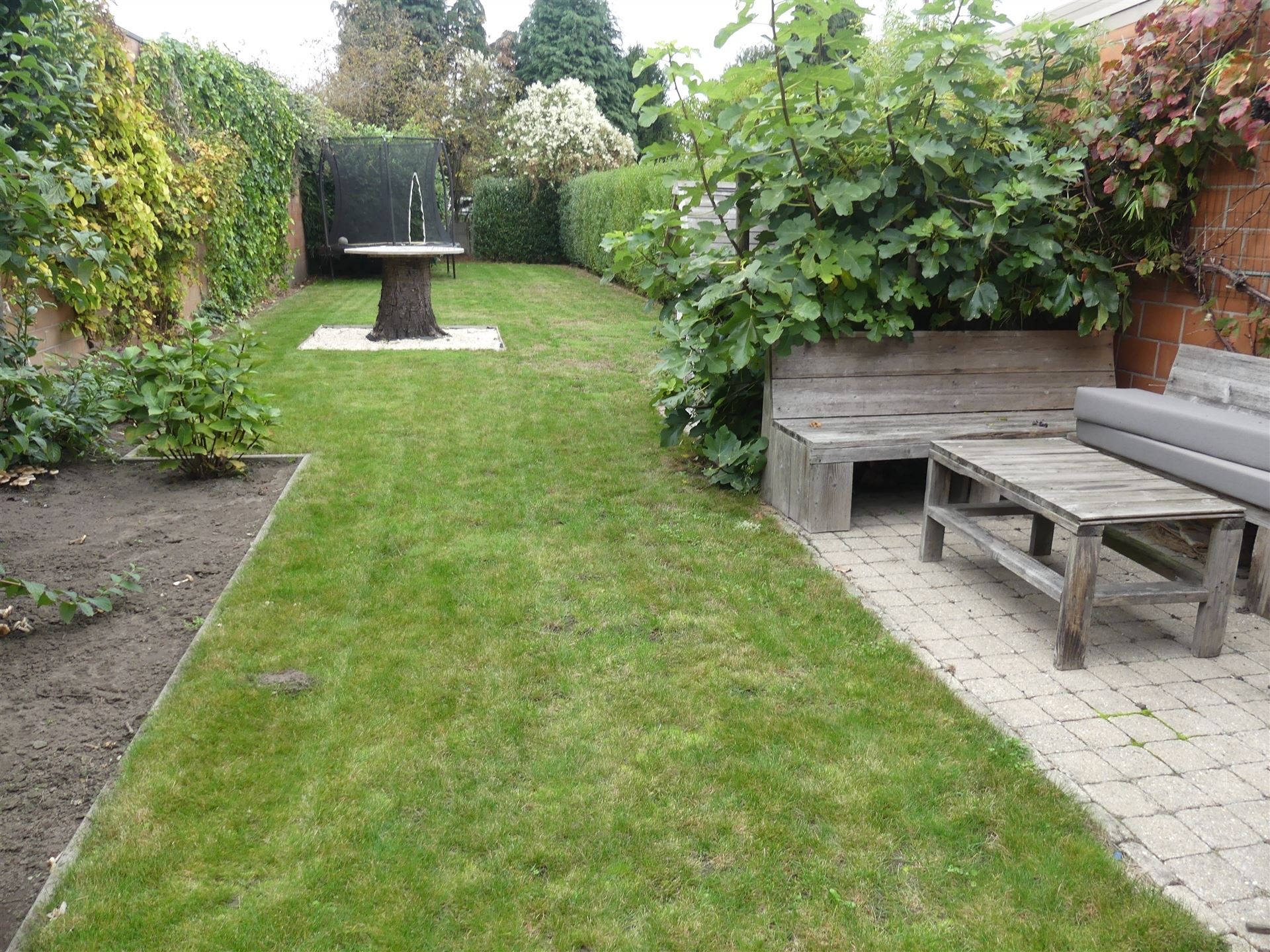 Charmante woning met 5 slpls en mooie tuin! foto 17