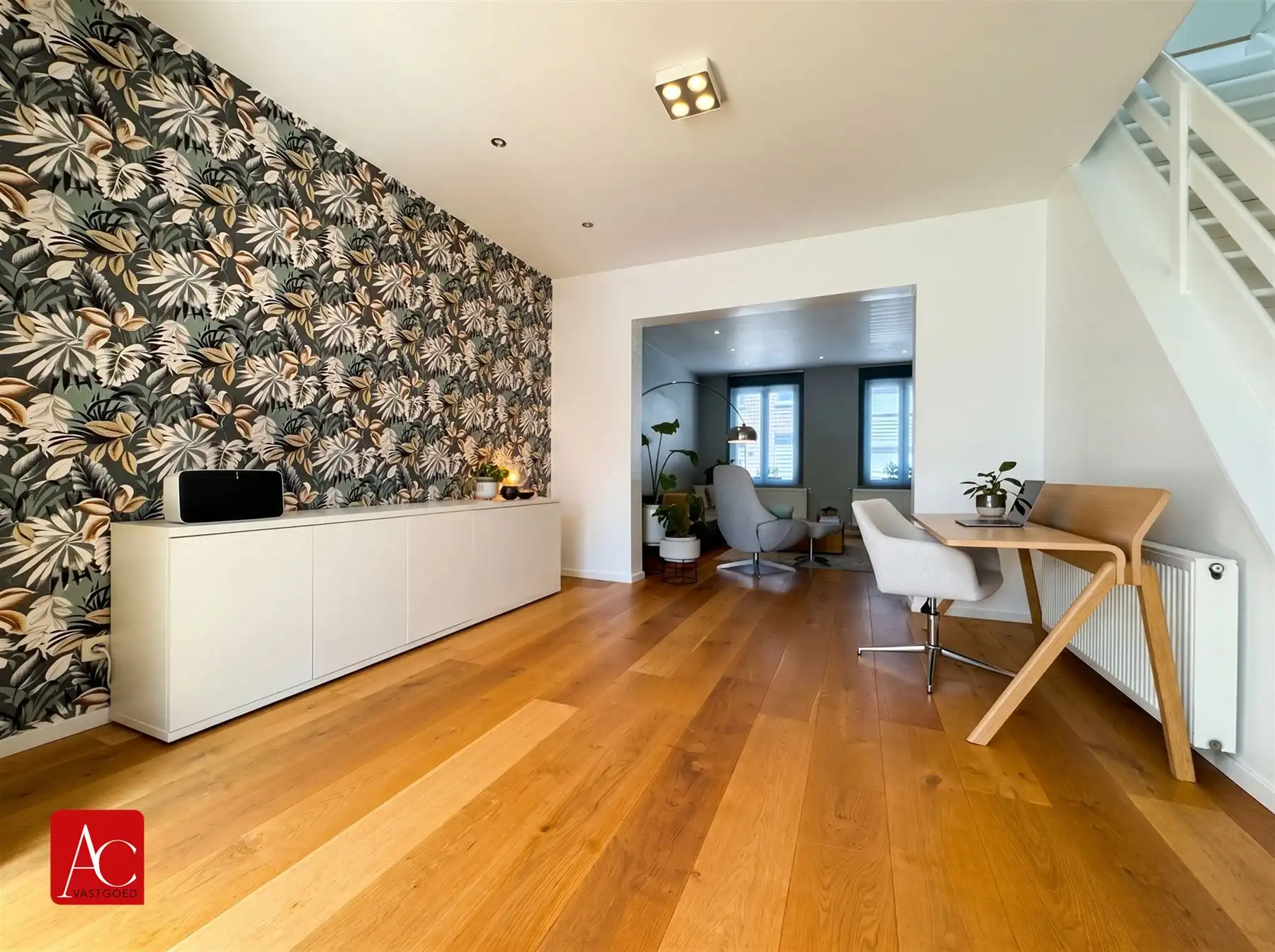 Instapklare woning met 5 slaapkamers en tuin foto 11