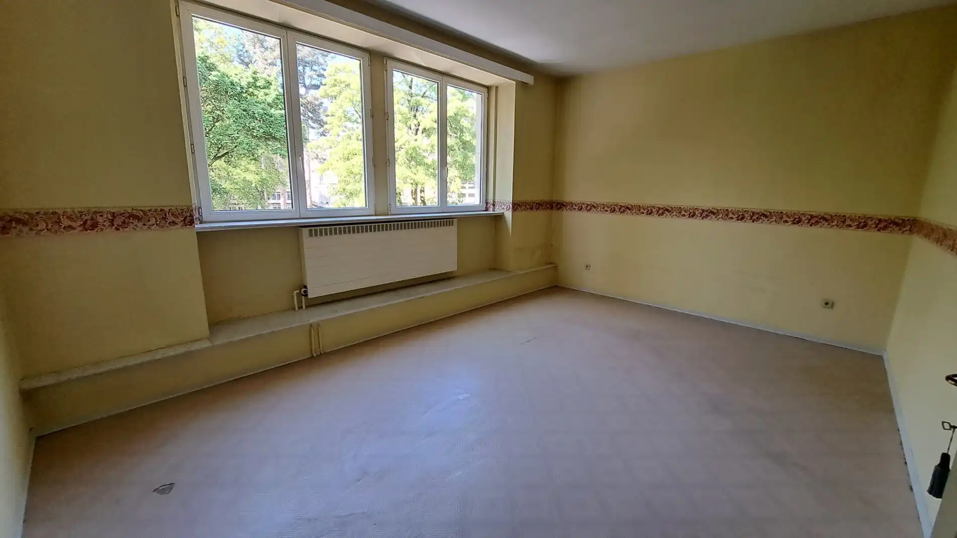 Burgerwoning met 3 slaapkamers en tuin foto 14