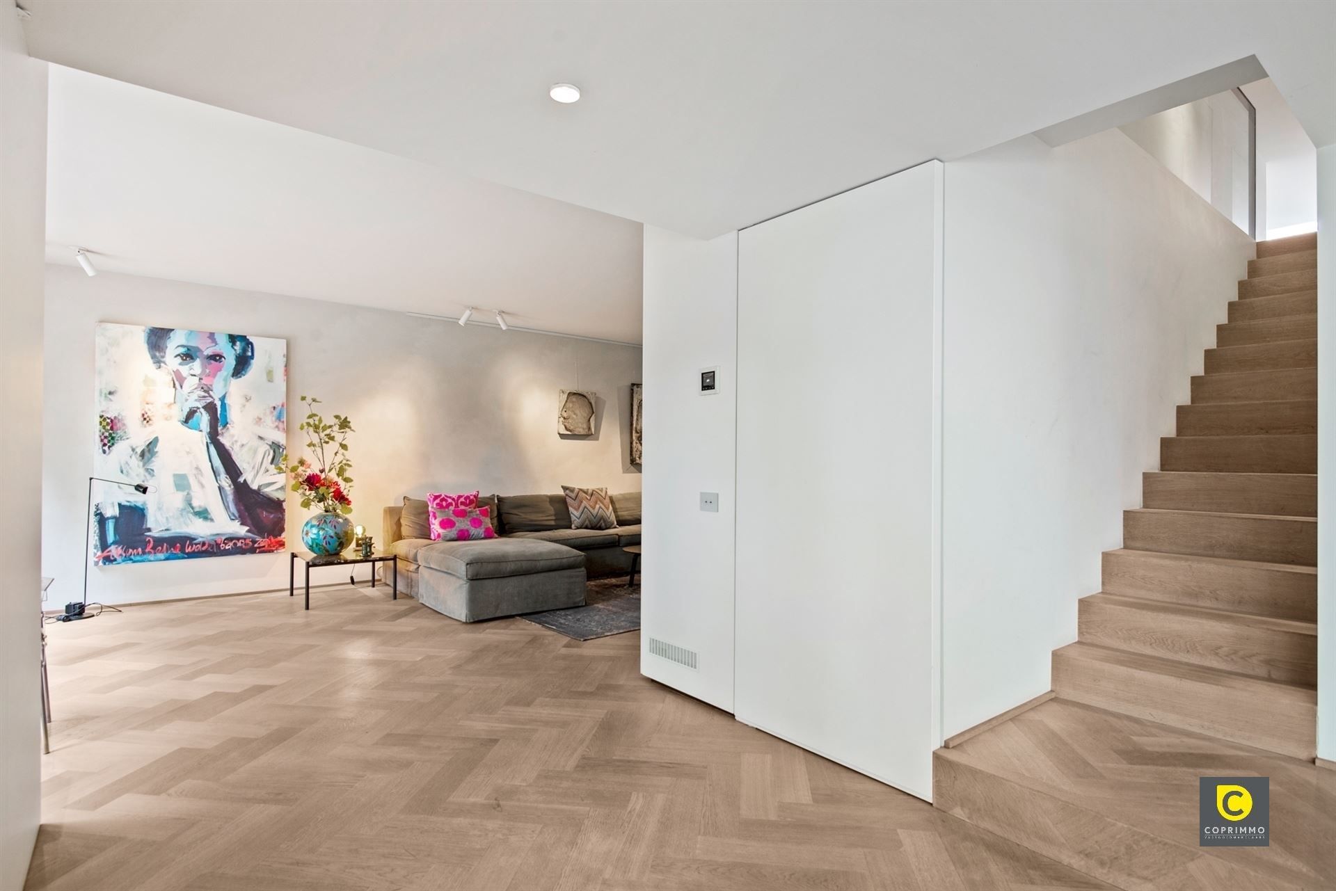 Villa: 6 slk , 4 badk. op 796 m² Z-w perceel  foto 14