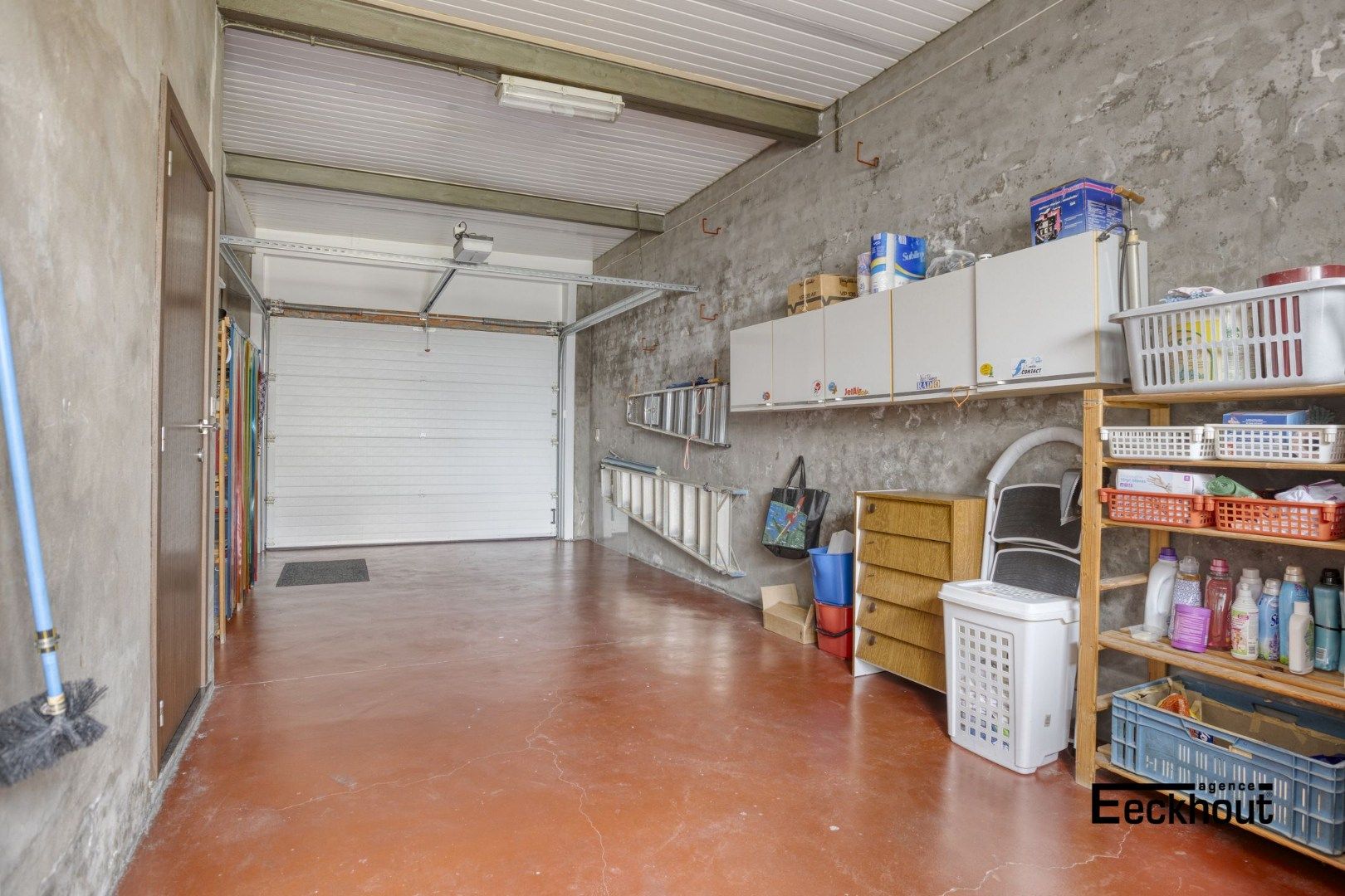 Ruime instapklare bel-étage rijwoning met tuin, terras en garage in Oostende foto 15