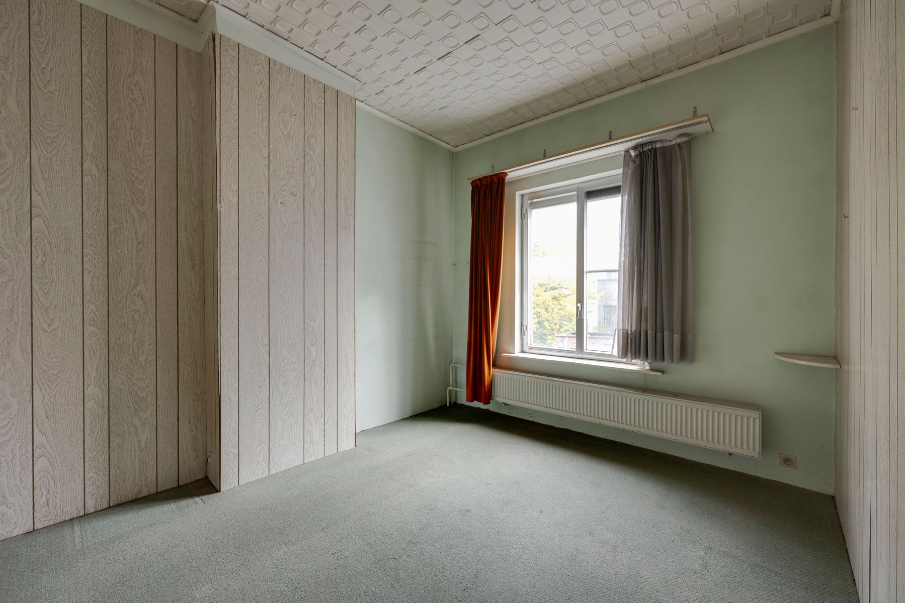 Te renoveren herenhuis met garage in hartje Markgravebuurt foto 12