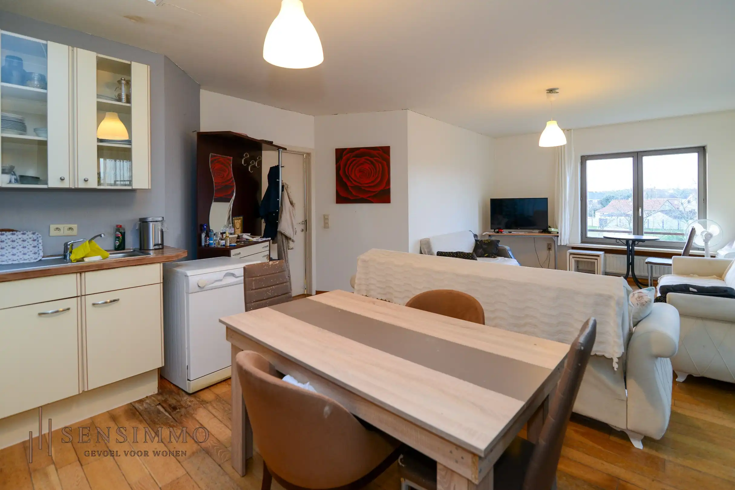 Eenslaapkamer appartement + terras, parking en kelderberging foto 6