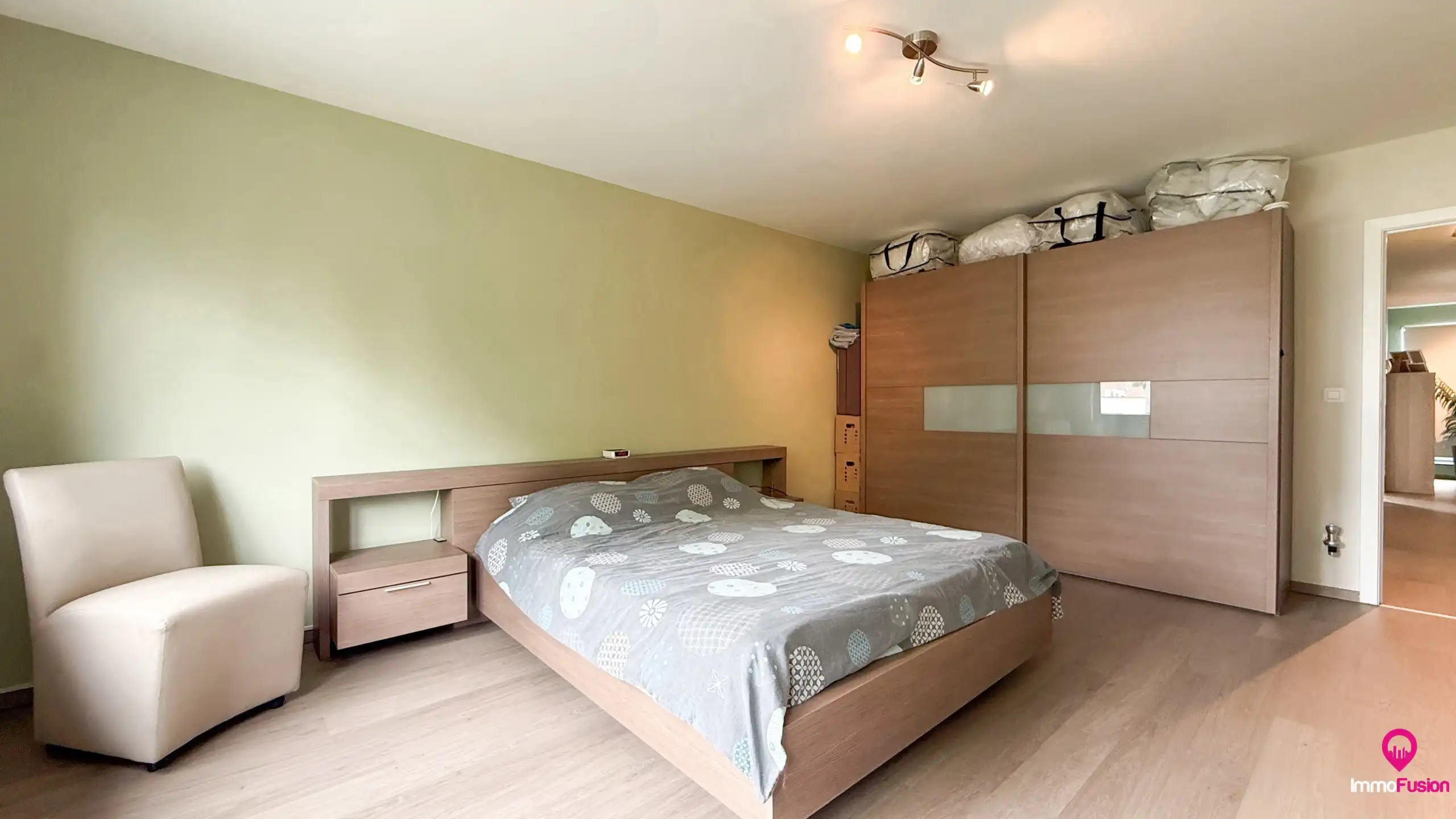 Moderne energiezuinige woning in rustige straat met 3slpks!  foto 27