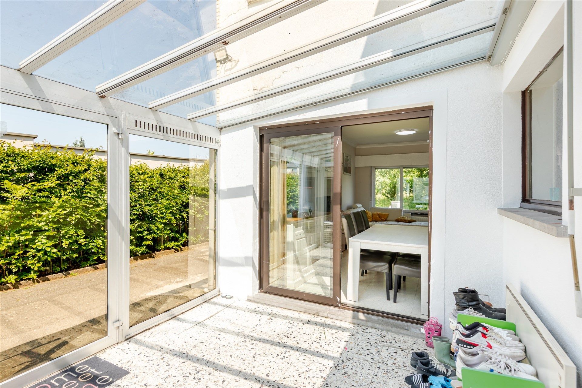 Halfopen bebouwing met 3 slk en tuin op goede ligging foto 9