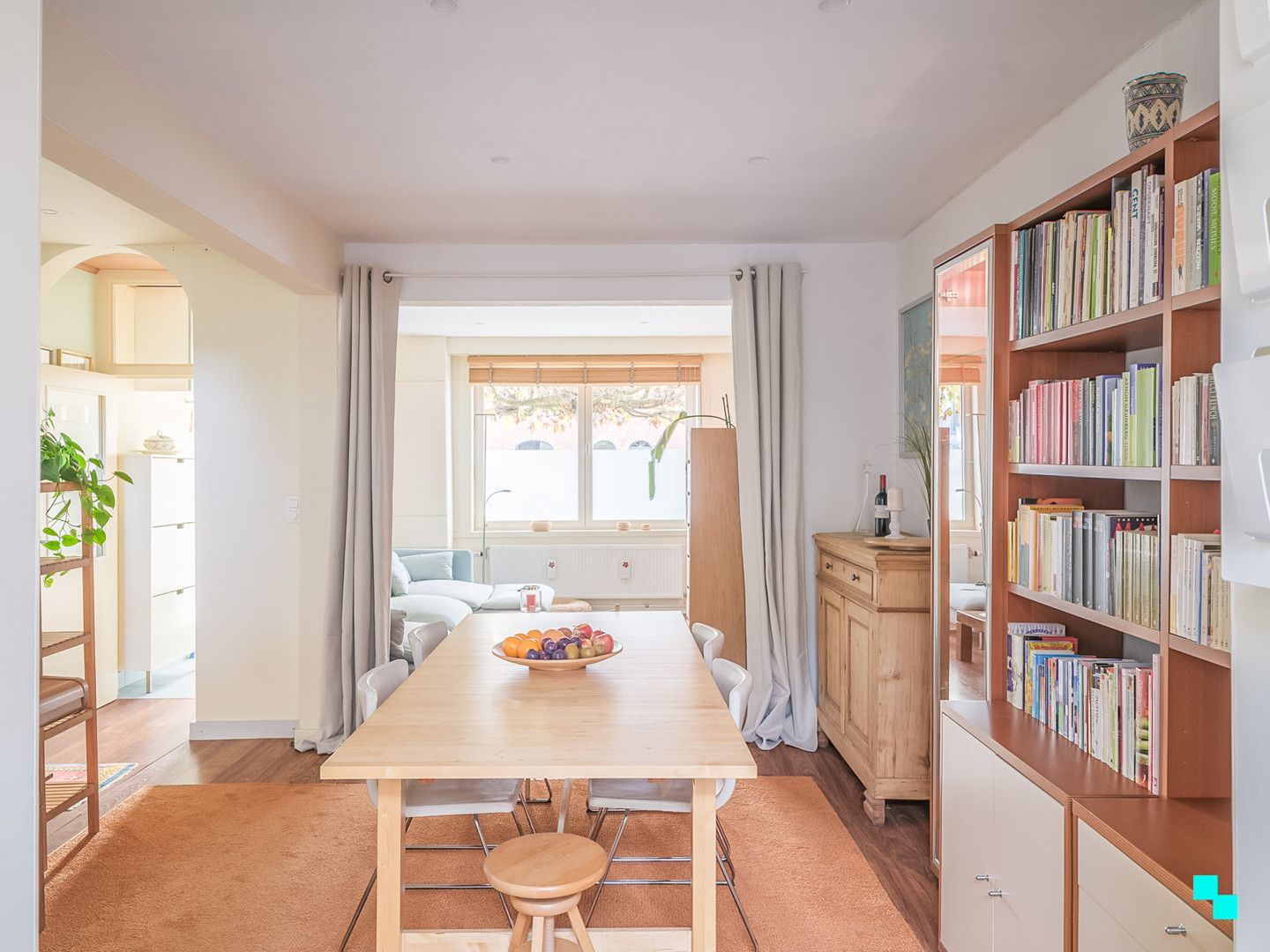 Charmante woning met drie slaapkamers in het hart van Merelbeke foto 6