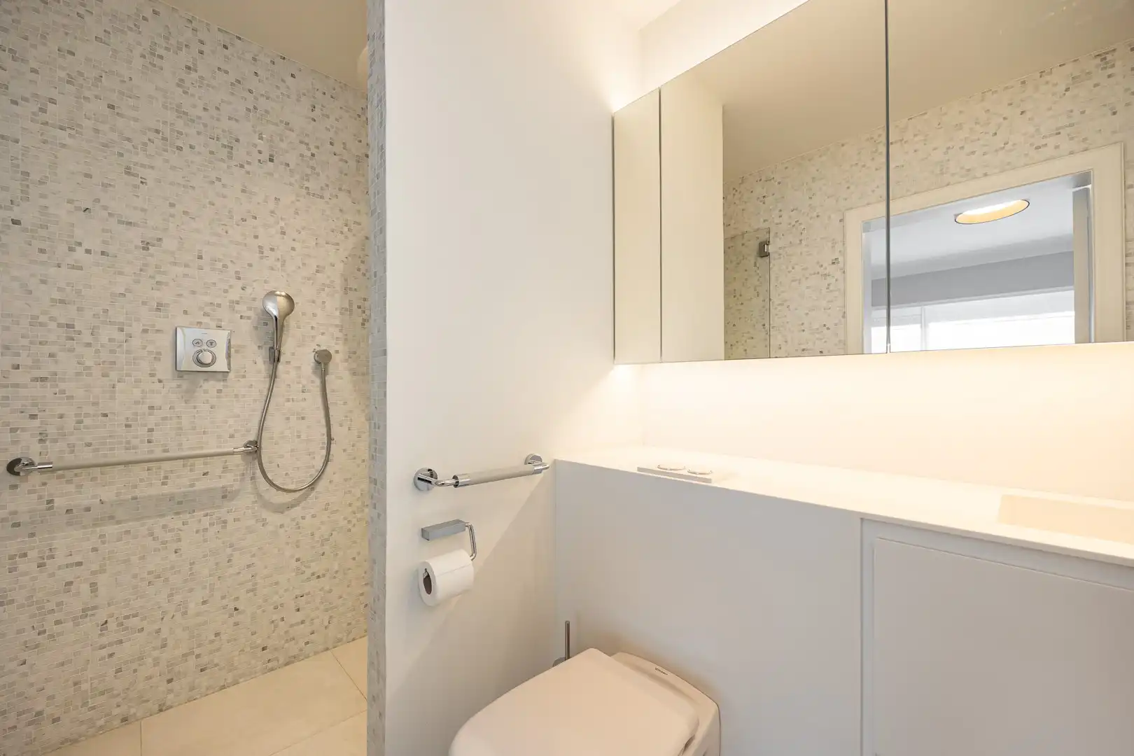 APPARTEMENT MET AUTHENTIEK KARAKTER foto 14