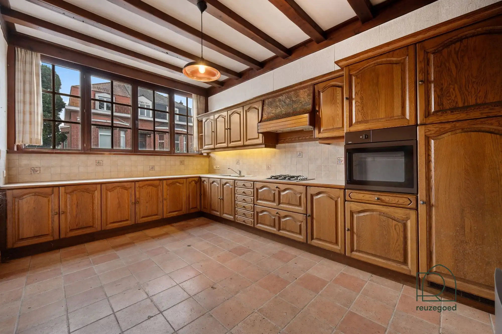 Ruime woning met authentieke charme, bijgebouwen en tal van mogelijkheden in Hombeek foto 8